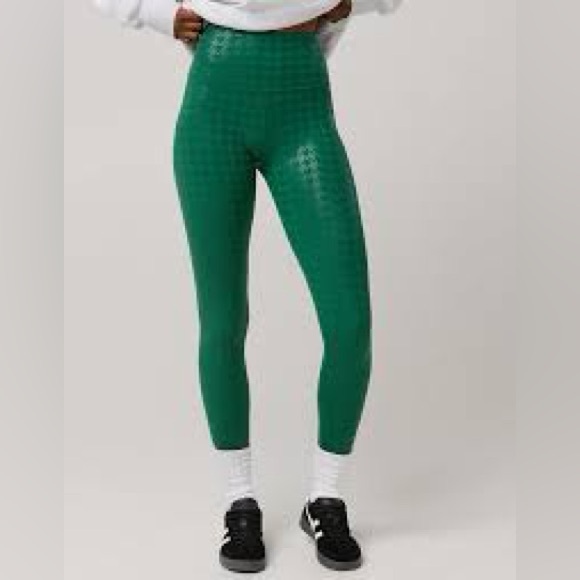 Offline Pants - NWT: OFFLINE By Aerie The Hugger High Waisted Legging
